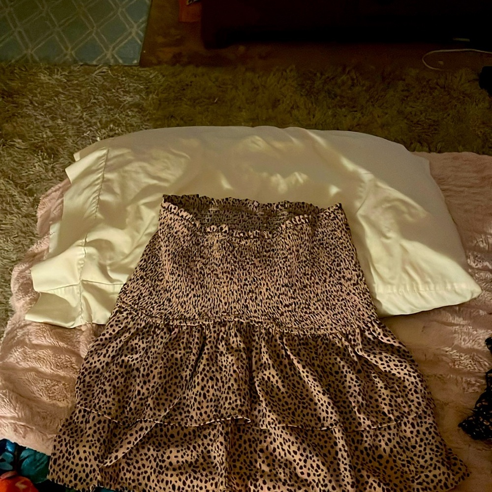Super cute leopard mini skirt